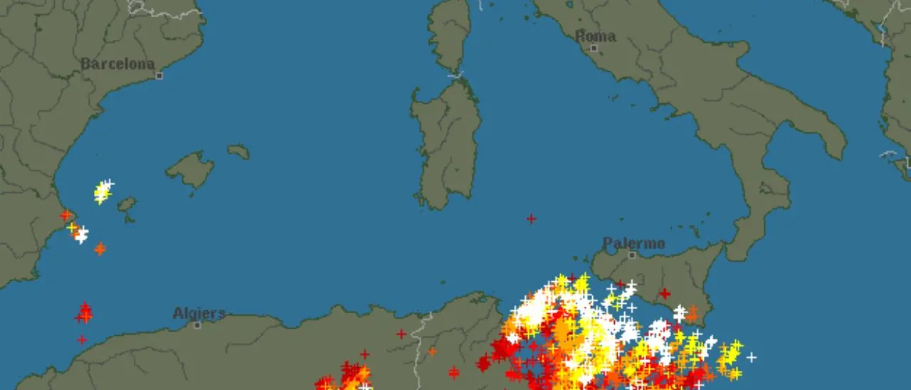 Meteo Vibonese, mattinata di piogge sparse in attesa del ciclone che si abbatterà nel pomeriggio