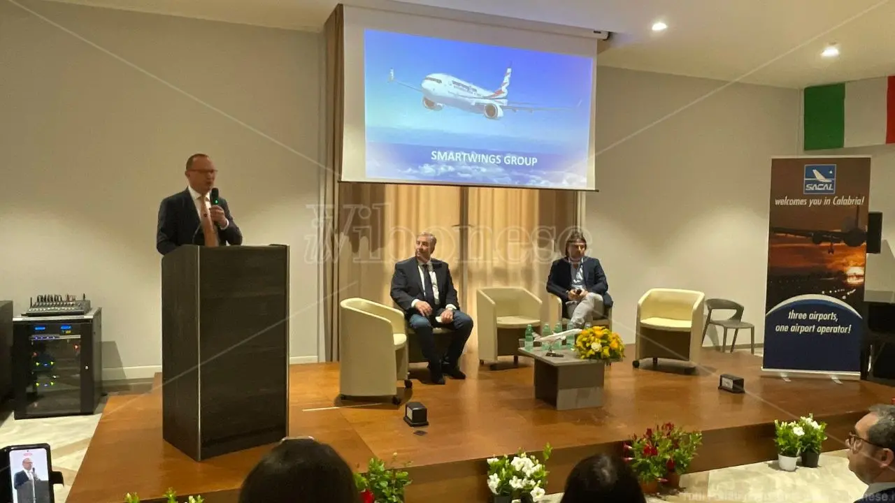 La Calabria si apre verso l’est Europa: presentati a Pizzo i nuovi voli diretti da Lamezia a Praga, Brno e Ostrava