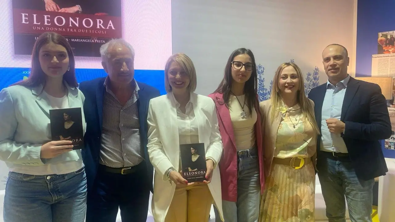 Eleonora, una donna tra due secoli: al Salone di Torino il libro scritto a quattro mani da Mariangela Preta e da Luciano Prestia