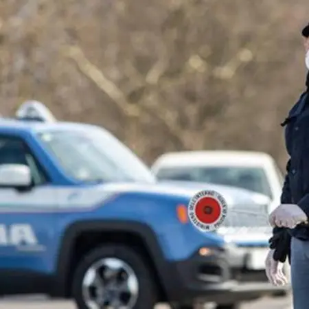 Covid, Calabria zona rossa fino al 21 aprile. Ecco cosa cambia per scuole e spostamenti