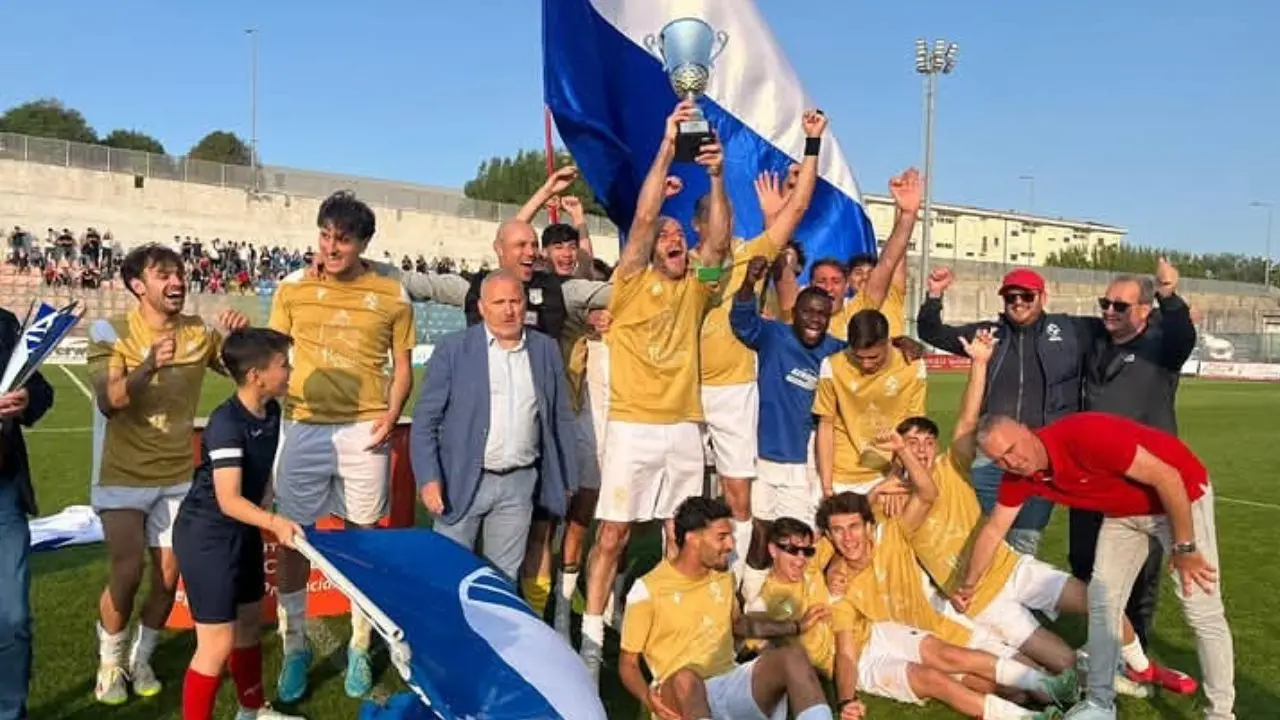 Supercoppa provinciale, il Tropea batte lo Spilinga e realizza uno storico triplete: dopo 29 anni il trofeo torna nella perla del Tirreno