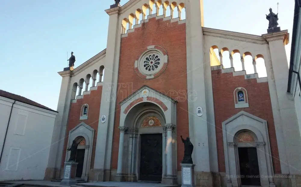 La basilica cattedrale di Mileto compie 94 anni, la Diocesi si prepara a festeggiare la sua chiesa madre