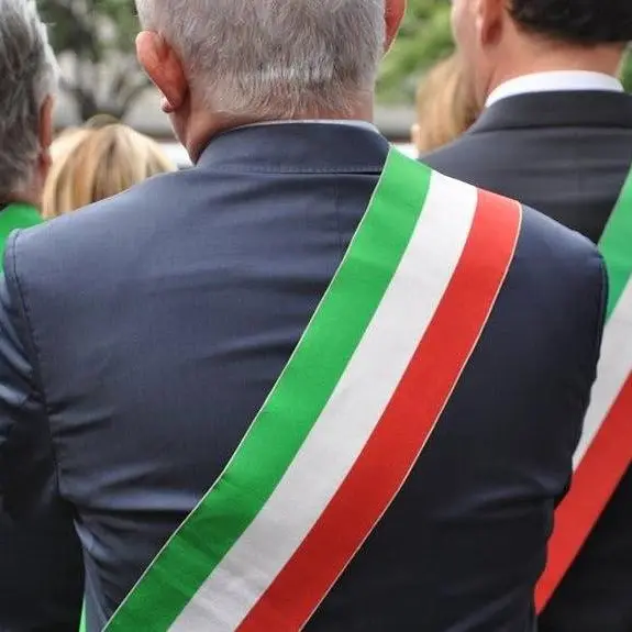 Mongiana riconferma sindaco Angilletta. In Calabria 8 primi cittadini eletti a urne ancora aperte