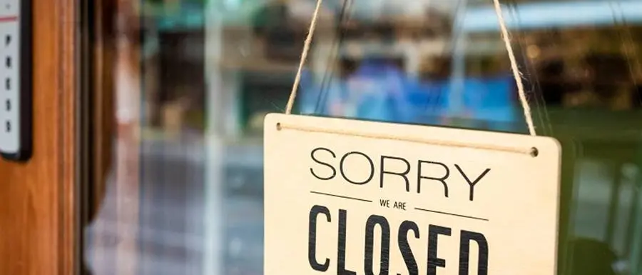 Negozi aperti durante le festività, i sindacati calabresi in protesta a tutela dei lavoratori