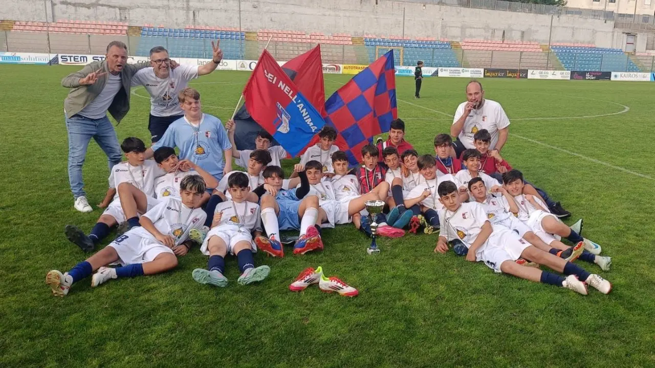 Scuola calcio, la Categoria Esordienti della Vibonese si conferma campione provinciale: battuta in finale la Bulldog