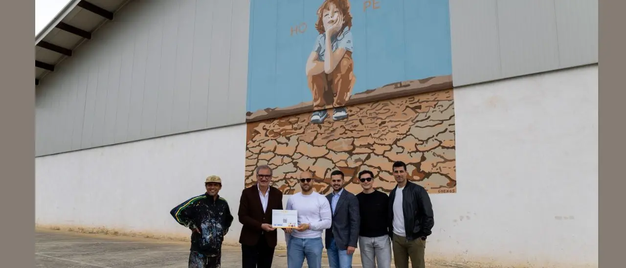 A Vibo il murales che racconta la crisi idrica globale: sui muri del Palavalentia un messaggio per le giovani generazioni