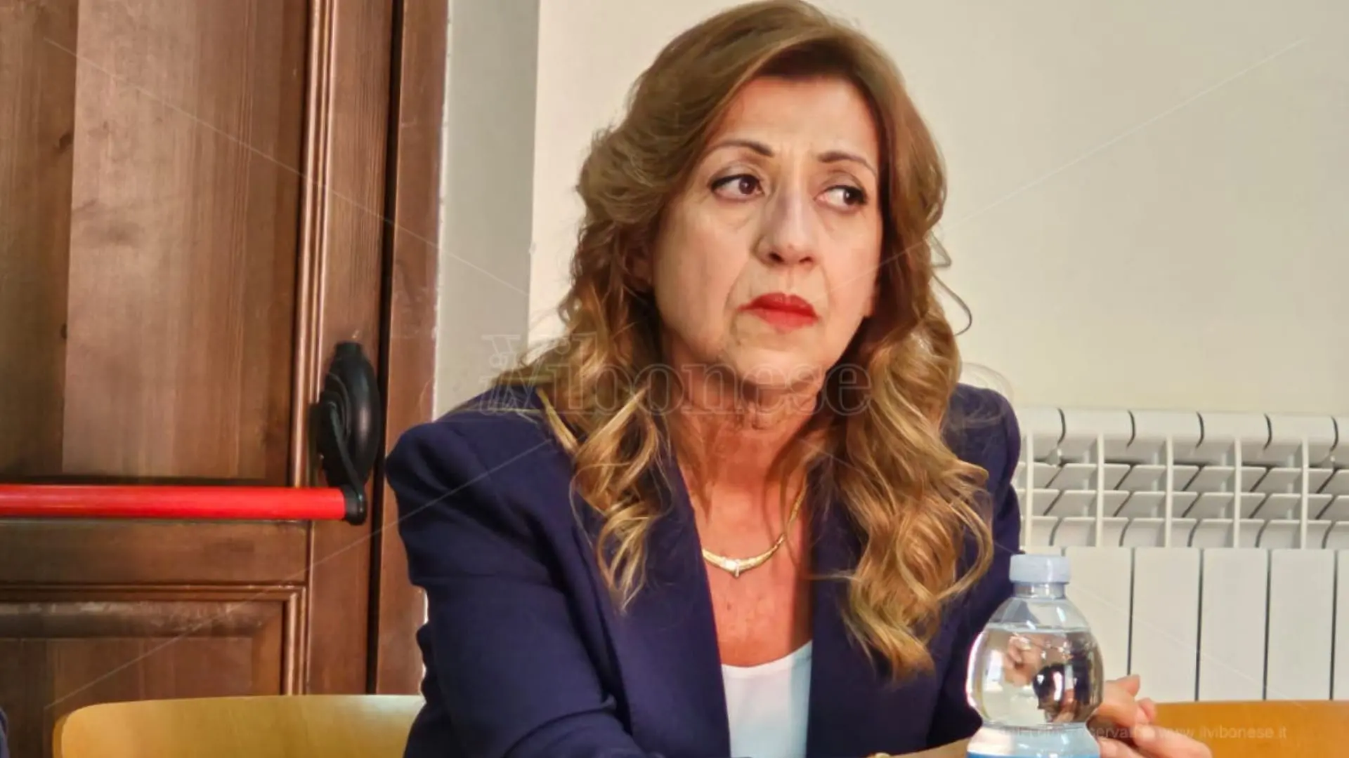 Briatico, Marisa Manzini si emoziona presentando il suo primo romanzo ispirato a Tita Buccafusca: «Non riuscii a salvarla»