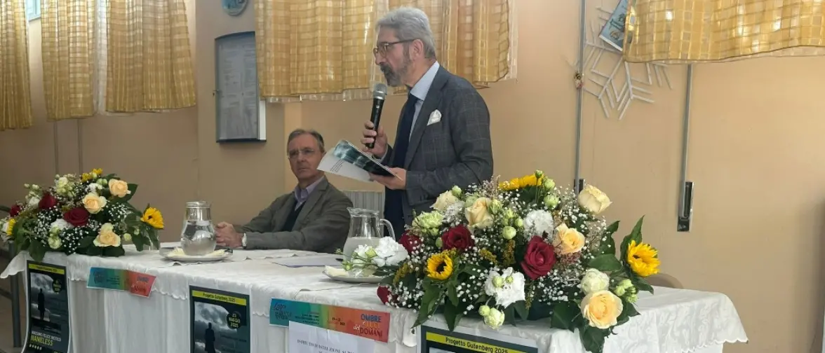 Serra San Bruno, oltre cento studenti dell'Einaudi a confronto con lo scrittore-medico Nisticò