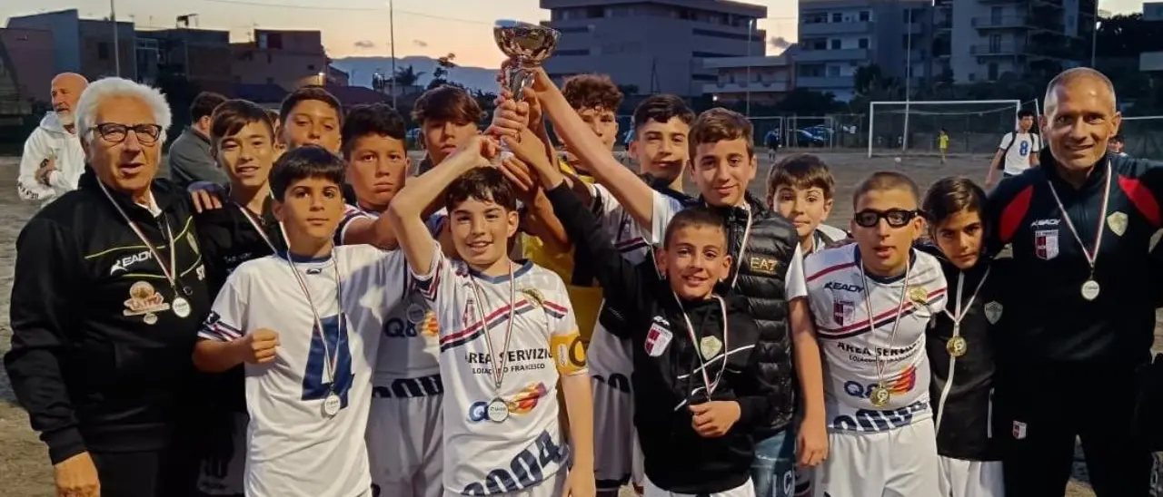 Scuola Calcio, il Real Limbadi vince il campionato Esordienti Uisp. La Malfa: «Questi risultati grazie all'impegno di tutti»