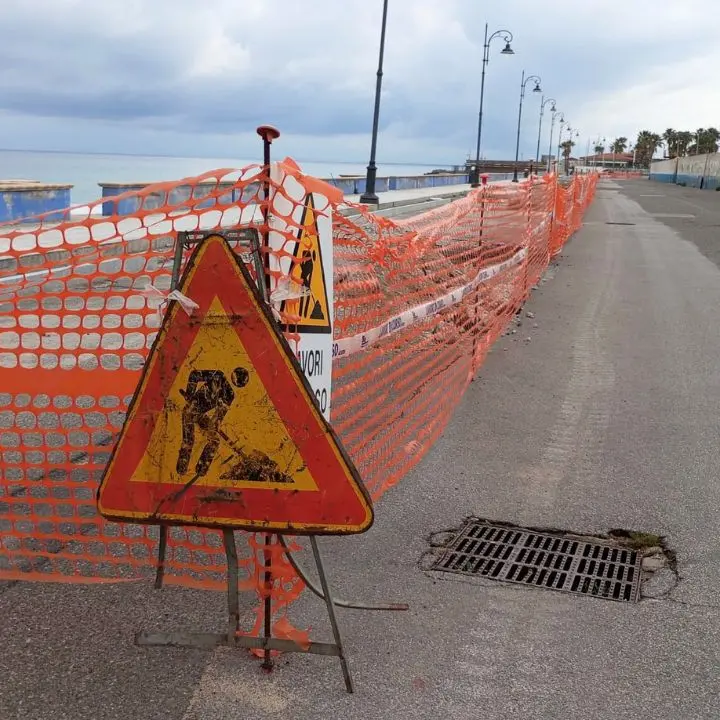 Vibo Marina, i lavori su via Vespucci preoccupano ma l’assessore assicura: «Finiti prima dell’estate»