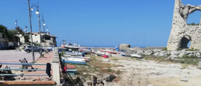 Briatico, al via i primi interventi di ripristino nell'area della Rocchetta