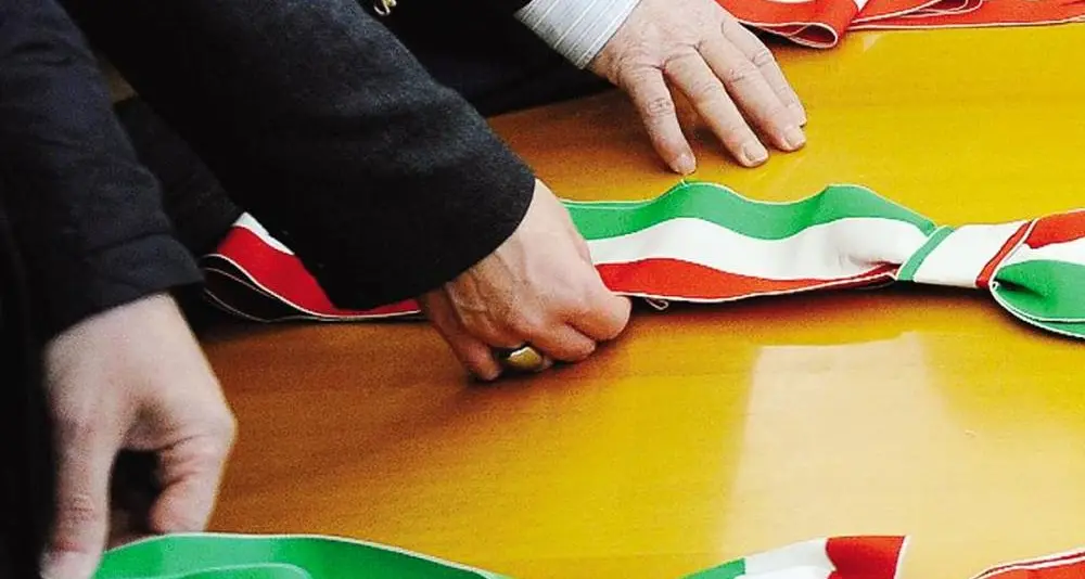 Minutolo scrive alla Regione: «Riformare le fusioni per dare più forza ai Comuni e una governance più leggera»\n