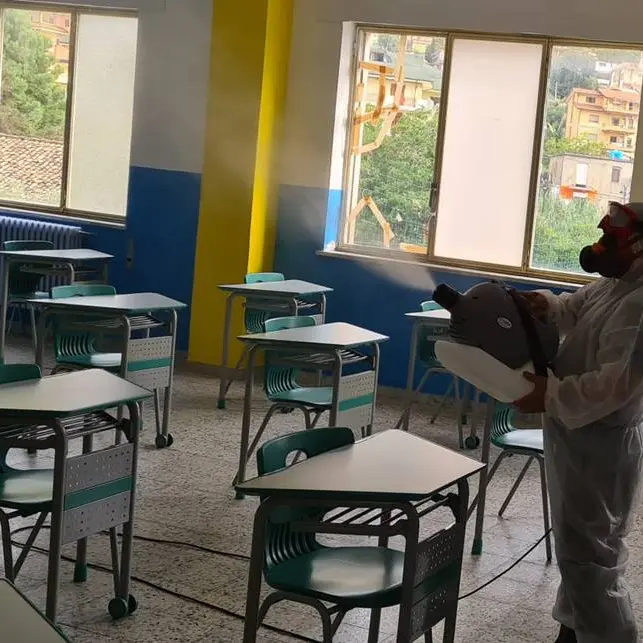 Covid, scuole nel caos a Vibo: chiuso l’asilo nido, nuovi screening in elementari e medie