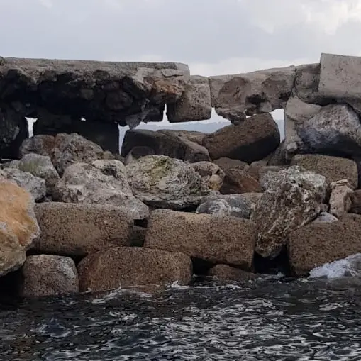 Il molo di Briatico escluso dai finanziamenti: la rabbia dei pescatori