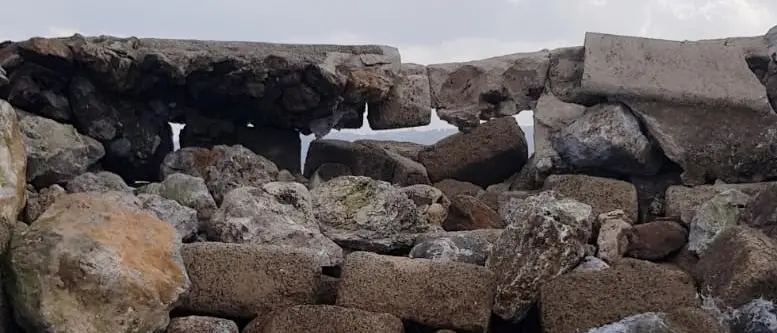 Il molo di Briatico escluso dai finanziamenti: la rabbia dei pescatori