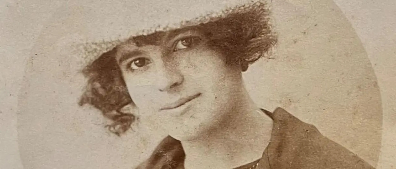 Eleonora, una donna tra due secoli: il romanzo che racconta la storia della prima giornalista della provincia vibonese