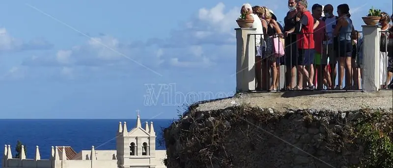Tropea, gli operatori turistici: «Stagione top, ora interventi per il salto di qualità»
