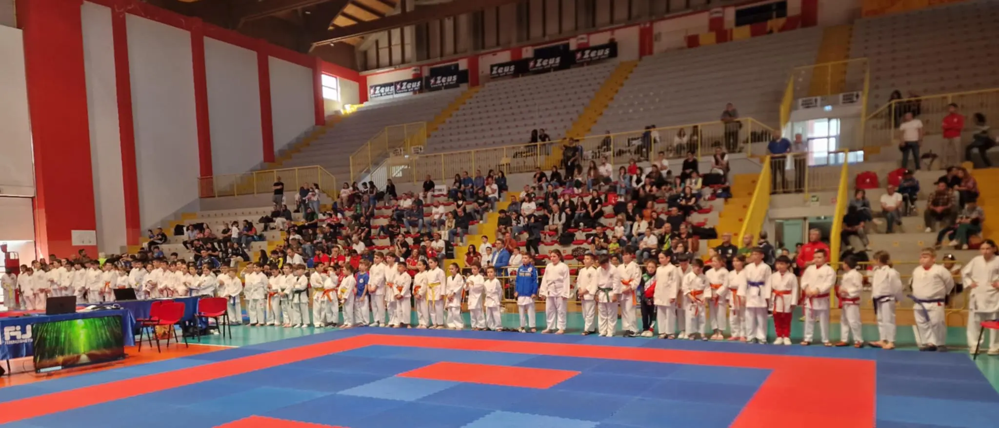 Karate, al PalaMaiata di Vibo il secondo memorial in ricordo del maestro Mimmo Maurino con oltre 300 atleti