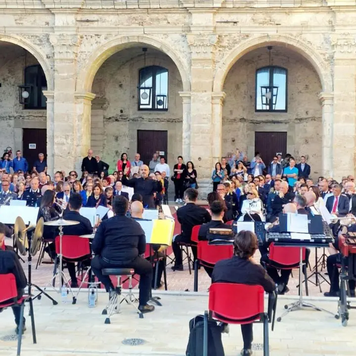Vibo, la Festa della Repubblica si chiude con il concerto nell'ex Collegio dei Gesuiti. Il prefetto Colosimo: «Bisogna custodire il fuoco, non venerare le ceneri»