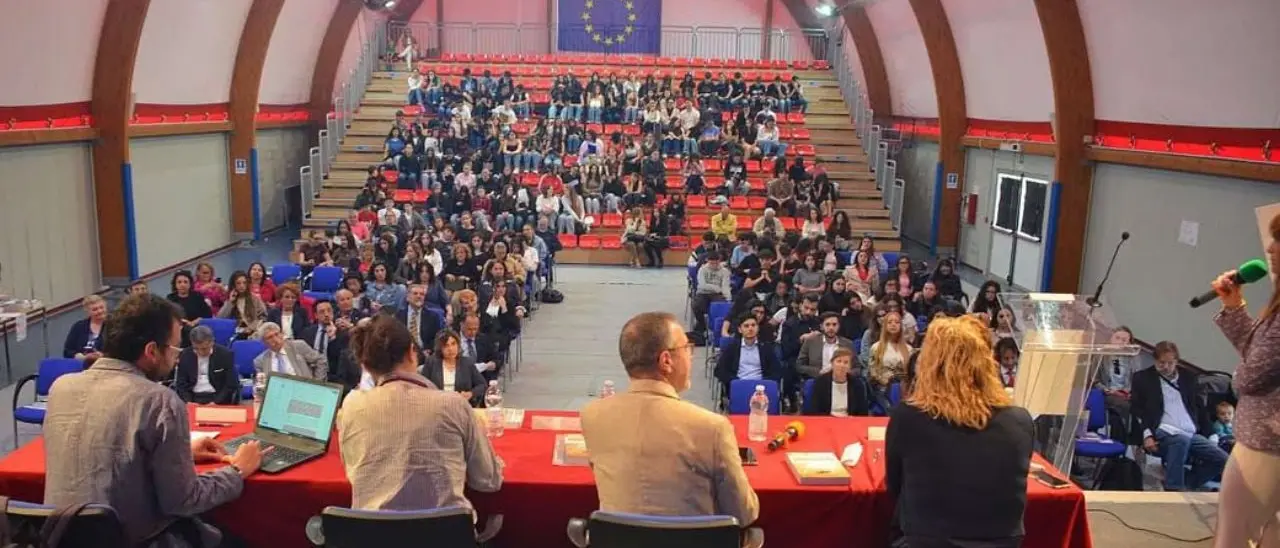 Vibo, al Liceo Morelli un incontro con al centro i temi dell'immigrazione, della giustizia e dell'inclusione sociale