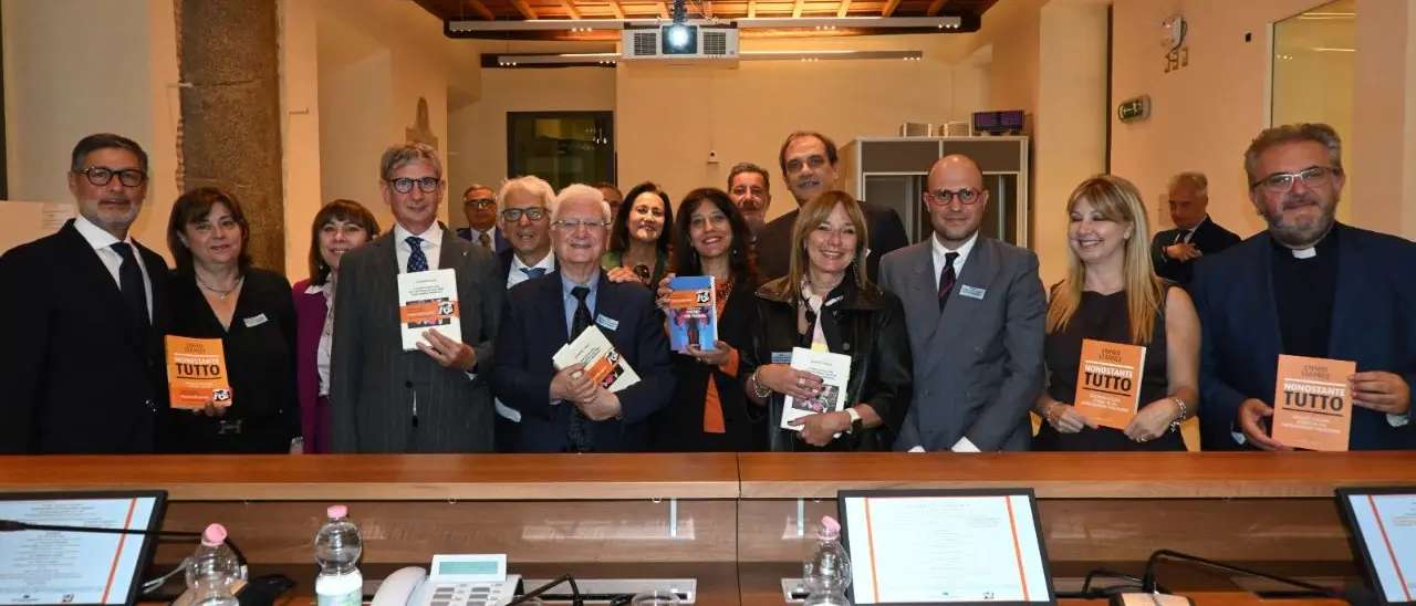 La vita dell'imprenditore vibonese anti ‘ndrangheta Francesco Cascasi affidata alla penna di don Ennio Stamile