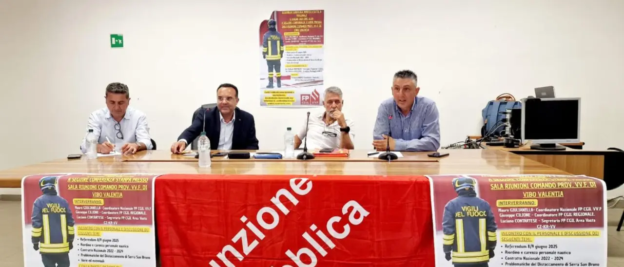 Vigili del fuoco di Vibo alle prese con carenze di organico e turni sfiancanti: l'assemblea sindacale al Comando provinciale