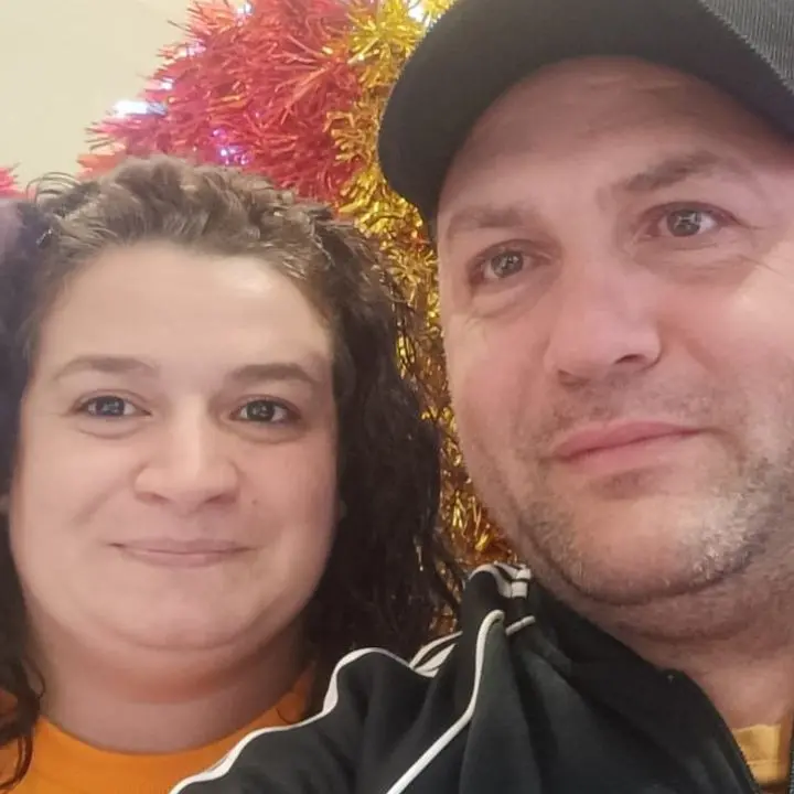 «Amore mio mi manchi»: lo struggente post del compagno di Maria Mamone deceduta a causa di un infarto ma in ospedale dicevano «è solo ansia»