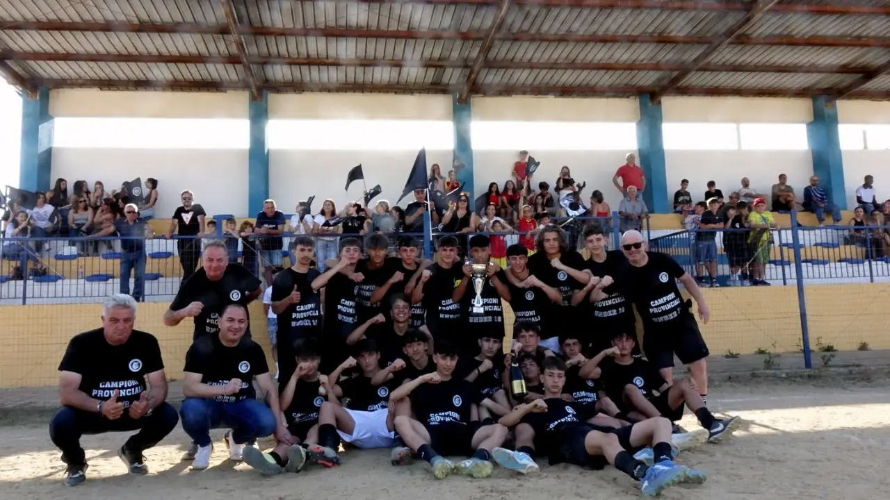 Settore giovanile, l'Asd Francavilla Angitola Campione provinciale Under 16. Mister Pungitore: «Emozioni indescrivibili»
