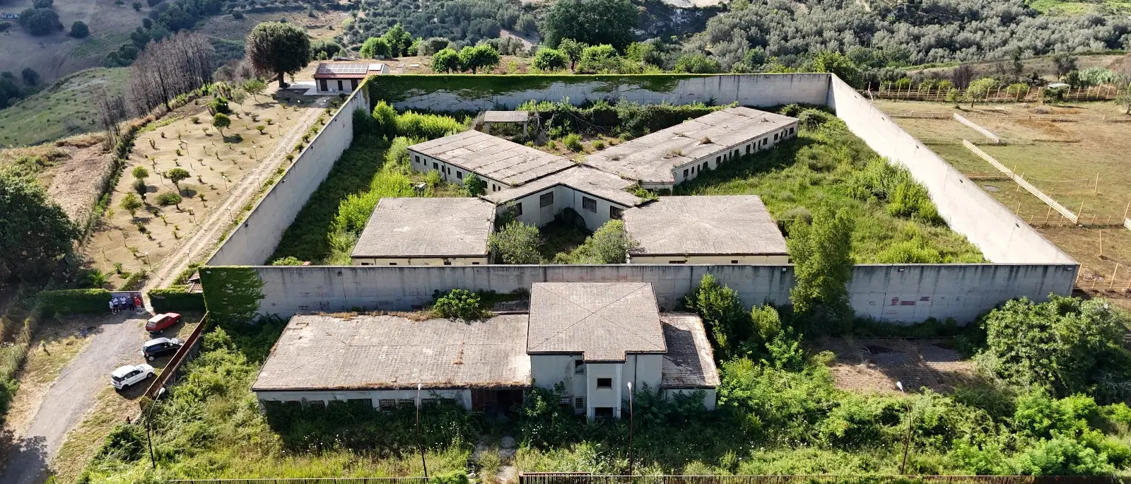 Mileto, ecco il progetto da 5 mln di euro con cui il Comune spera di intercettare i fondi nazionali per risanare l’ex carcere mai utilizzato