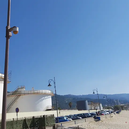 Serbatoi a Vibo Marina, l’incubo della nuova legge che può inibire le attività commerciali.\u00A0Romeo: «L’obiettivo resta la delocalizzazione»\n