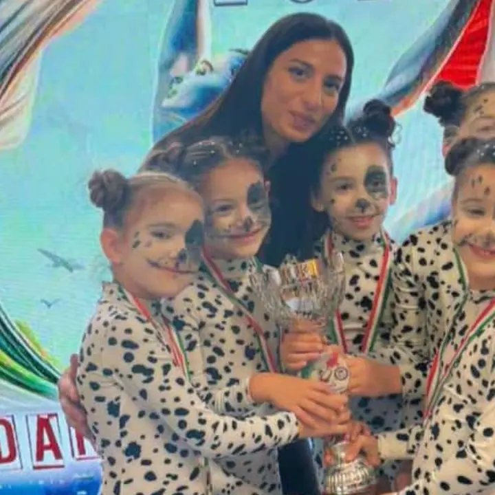 Danza, trionfo vibonese ai Campionati nazionali di Cervia e Ravenna: primo posto nazionale nell'esibizione di gruppo