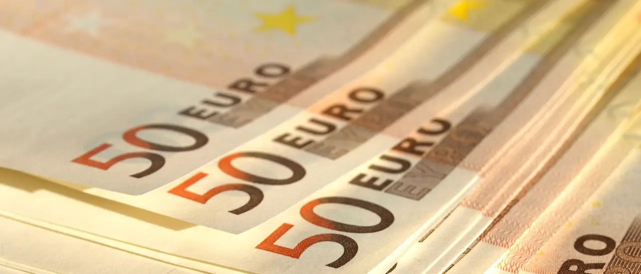 Denaro per un totale di 126mila euro sequestrato durante una perquisizione a Tropea, la Cassazione annulla con rinvio