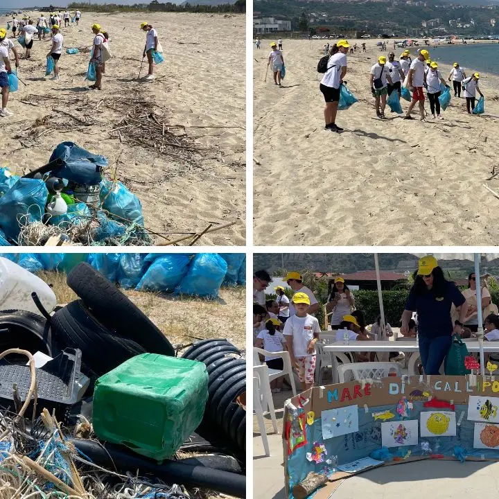 A Pizzo i dipendenti Callipo ripuliscono la spiaggia della Marinella: raccolti 600 kg di rifiuti insieme a Legambiente