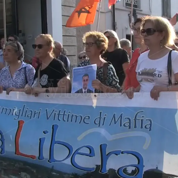 Il grido collettivo di Libera scuote Vibo Valentia: «Verità per 1100 vittime di mafia ancora senza giustizia»