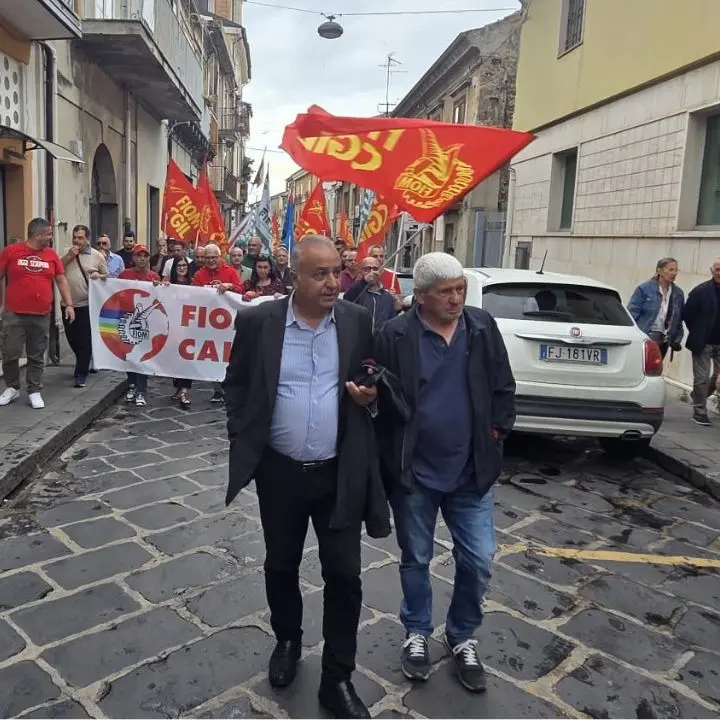 Sciopero dei metalmeccanici a Vibo, Mammoliti (Pd): «Senza il rinnovo del contratto cala il potere d'acquisto e aumenta la povertà»