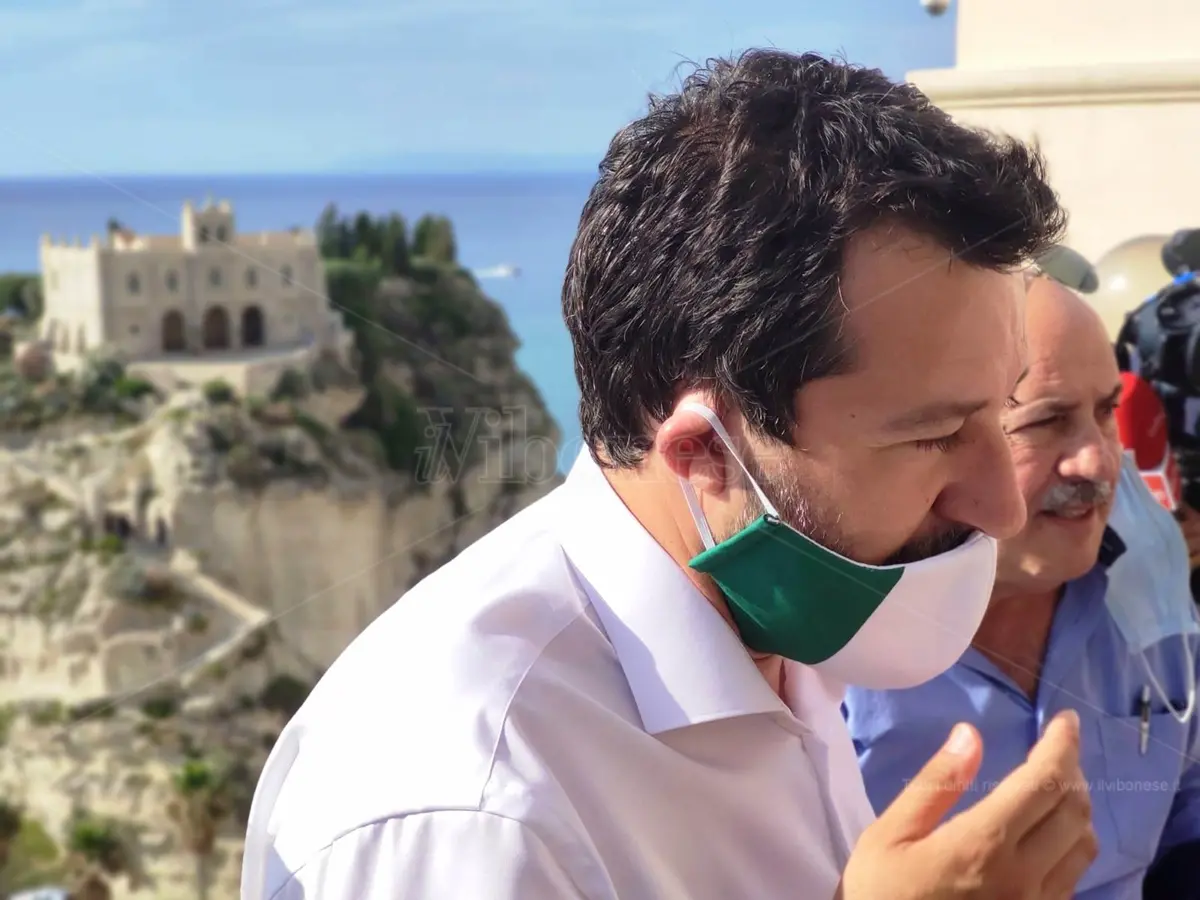Matteo Salvini a Tropea, dagli incendi alla sanità in Calabria - Video