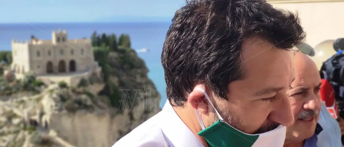 Matteo Salvini a Tropea, dagli incendi alla sanità in Calabria - Video