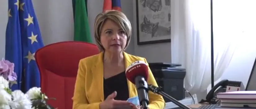 Quarantene violate e assembramenti, il sindaco di Vibo: «Sono indignata»