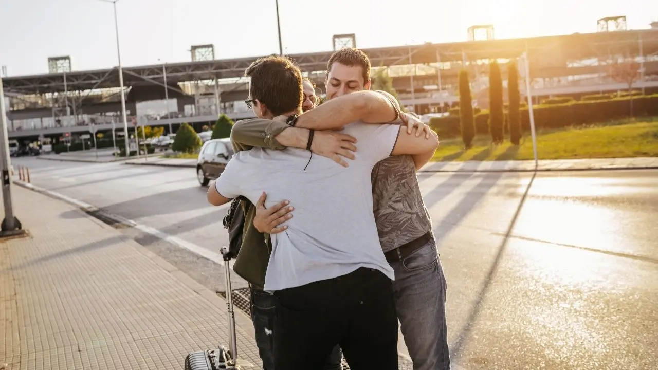 Fuggire o restare in Calabria? Qui il cuore è intero. Non tutto sarà facile, non tutto sarà giusto ma almeno sarà vero