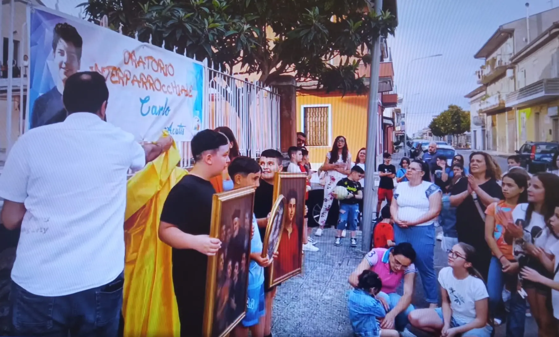 Mileto, inaugurato l'oratorio interparrocchiale intitolato a Carlo Acutis: il giovane a settembre sarà proclamato Santo da Papa Leone XIV