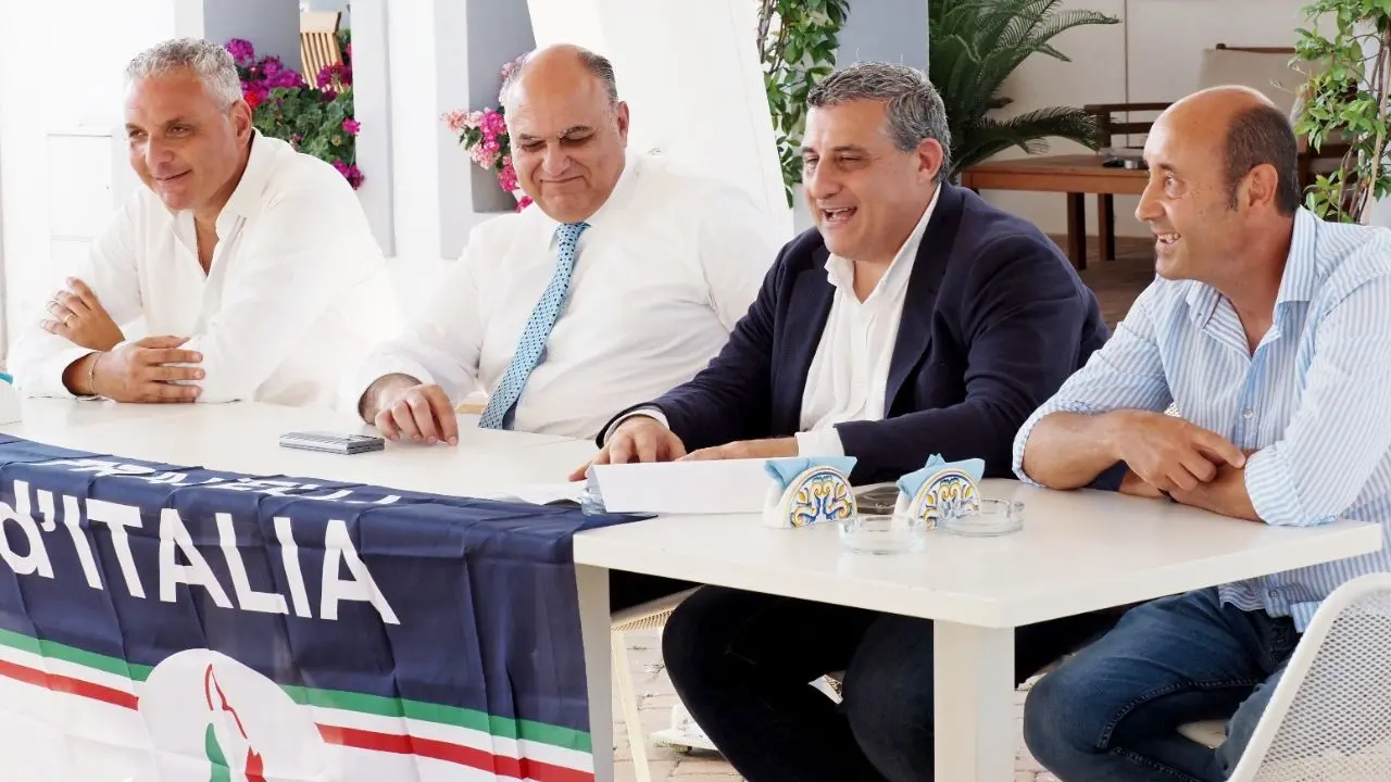 Fratelli d’Italia ufficializza il nuovo circolo di Tropea, Carmine Sicari eletto presidente: «Turismo settore chiave»