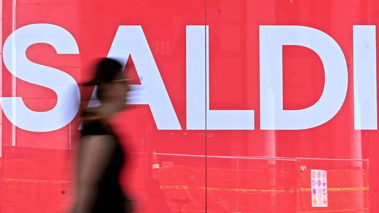 Saldi estivi: anche a Vibo iniziano sabato 5 luglio, Confesercenti Fismo continua a promuovere lo shopping sul territorio