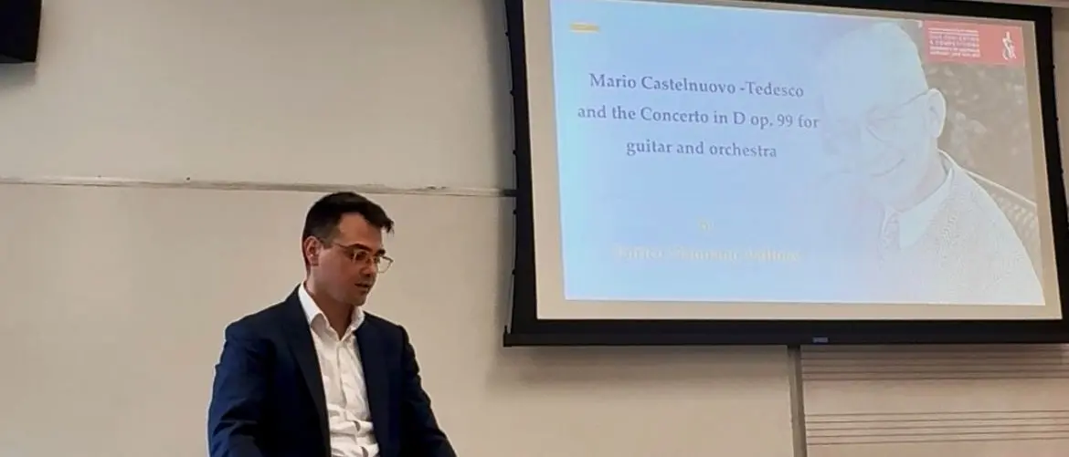 Il musicista vibonese Vallone sale in cattedra all’Università del Kentucky per la Guitar foundation of America