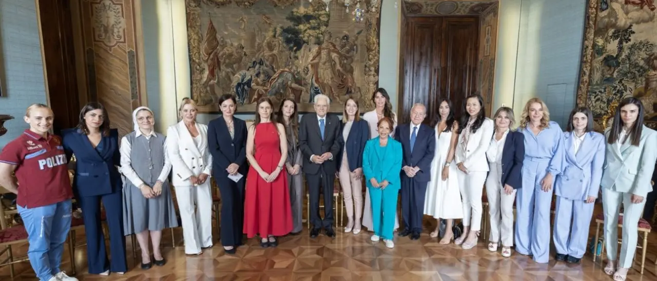 La vibonese Eliana Mangiardi tra le donne insignite del Premio Marisa Bellisario alla presenza di Mattarella