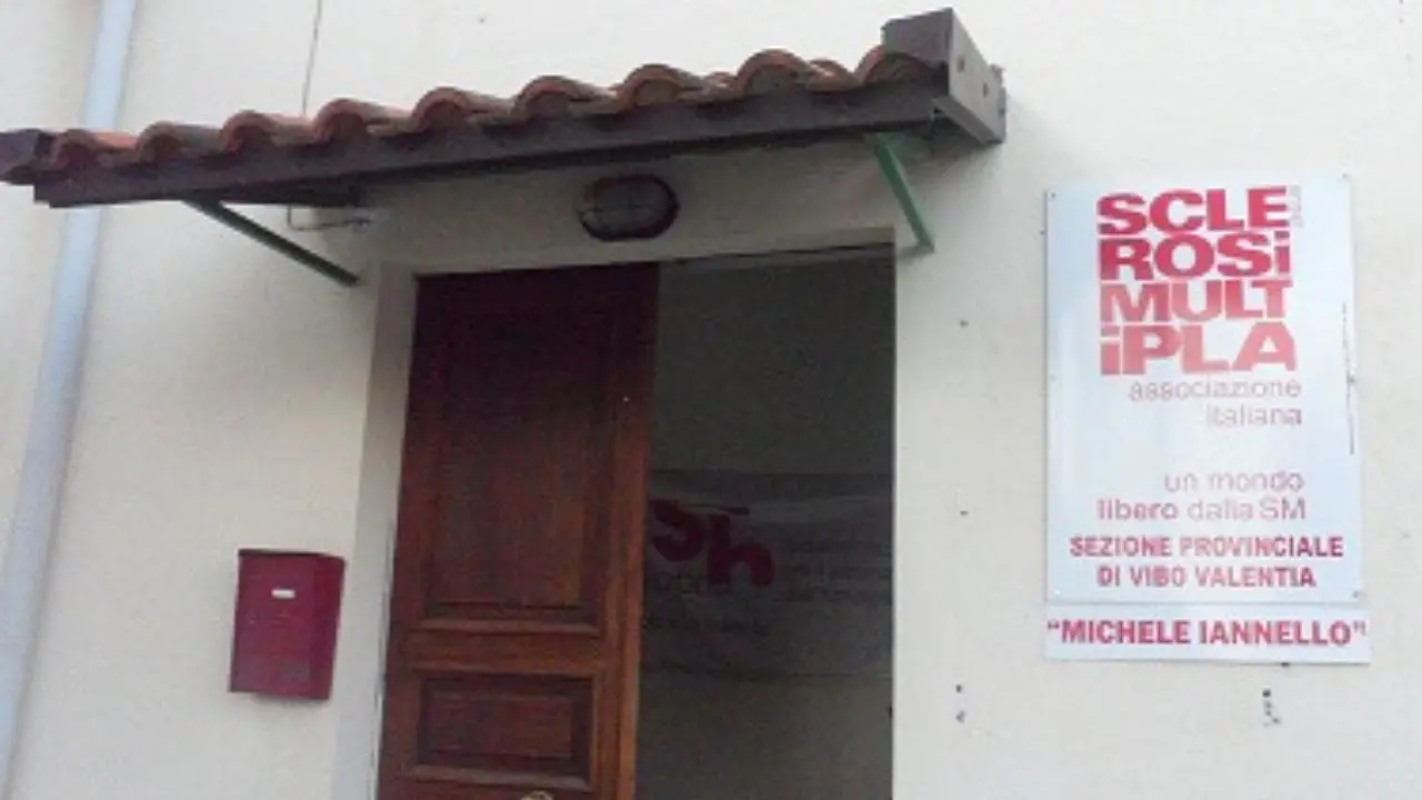 Sclerosi multipla, Aism di Vibo e Oratorio Mamma Natuzza di Paravati insieme per il laboratorio esperienziale “Senti come mi sento”