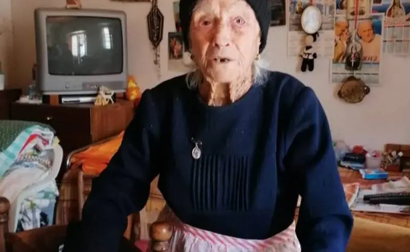Nonna Lettera compie 100 anni, ma a San Costantino la festa è solo rimandata - Video