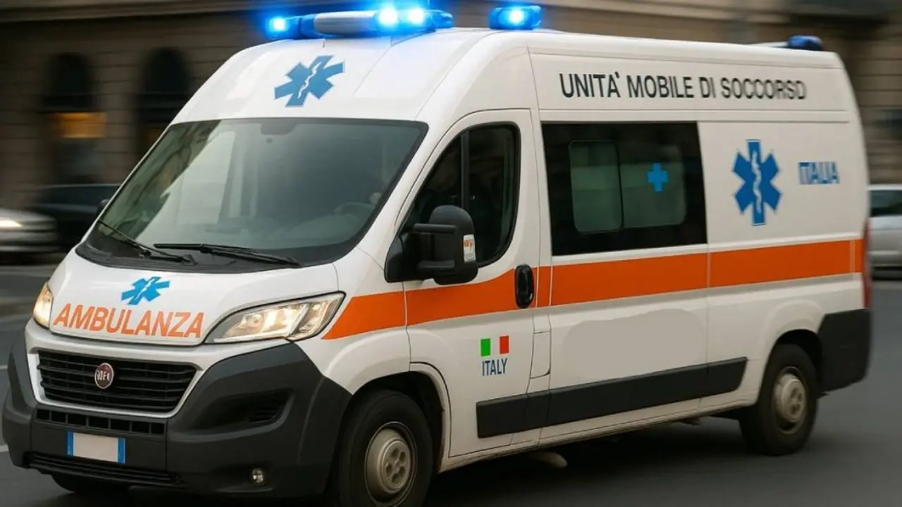 Giovane trovato morto al pc con maschera antigas: ipotesi challenge social\n