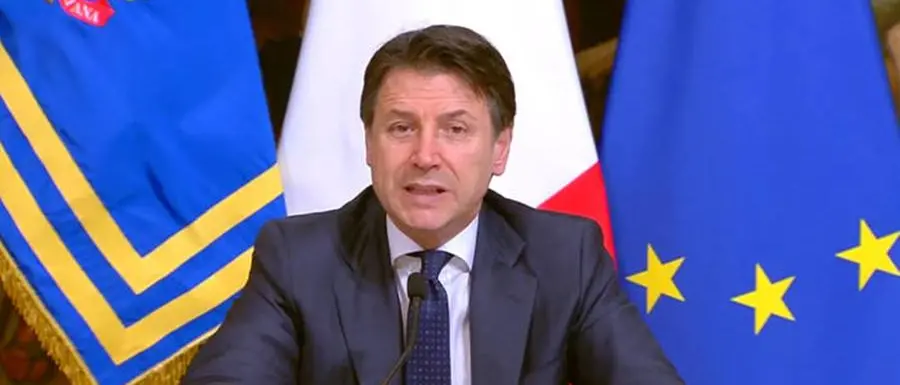 Coronavirus: ecco le nuove regole fra permessi, divieti e vuoti da colmare