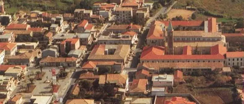 Mileto, oltre 40 anni fa il furto di una pisside in argento: ritrovata dai carabinieri