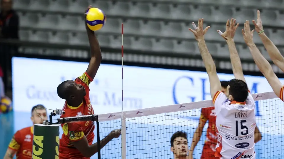 VOLLEY PALLAVOLO. Consar Ravenna - Callipo Vibo Valentia.